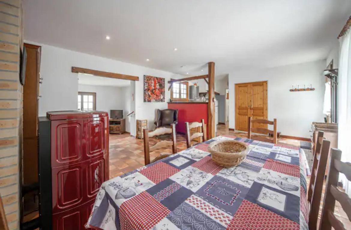 La Maison De Chantal Holiday home Barizey